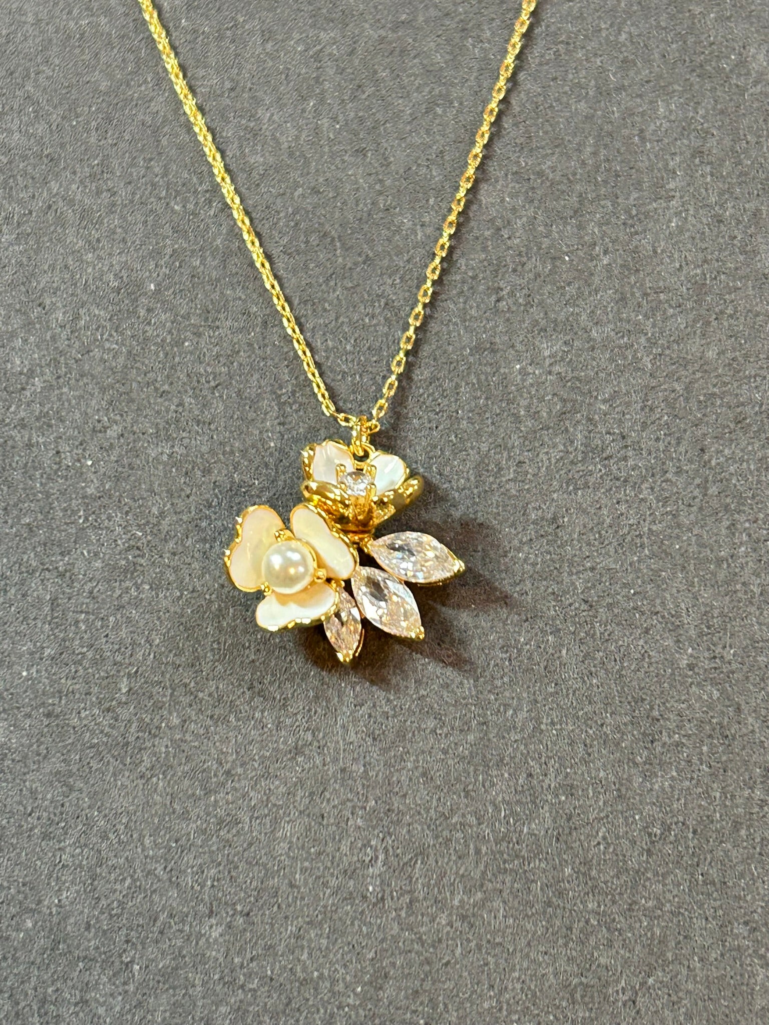 kate spade white floral necklace