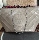 RRP USD748 Tory Burch Ella Shearling Chain tote