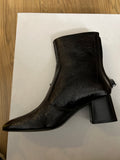 Sandro “Atemis” Chocolate Brown Ankle Boots – Size 38