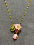 Les nereides lotus necklace