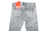 DIESEL SLEENKER 09D89 SKINNY JEANS