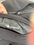 Lululemon fast track bag