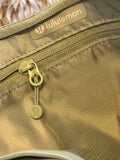 Lululemon Slouchy Sling Bag 6L
